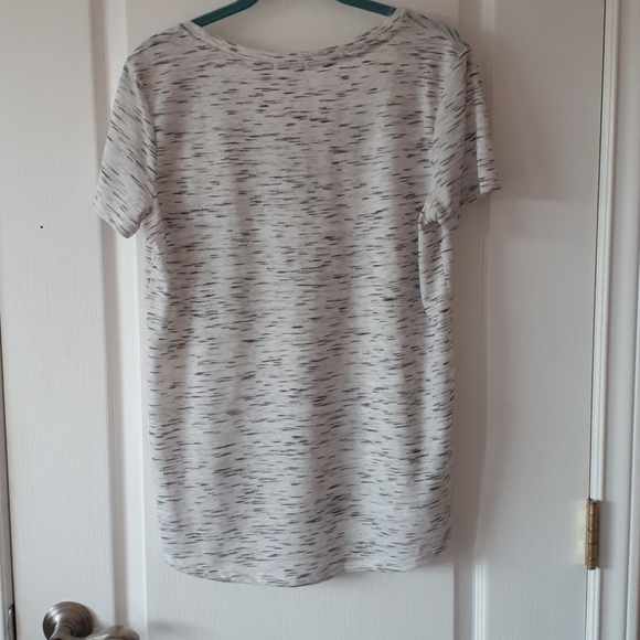 V-neck t-shirt - Picture 2 of 2